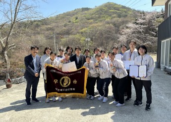 부산외대 여자 배드민턴팀, 협회장기 종별선수권 2연패 달성 [2024.04]